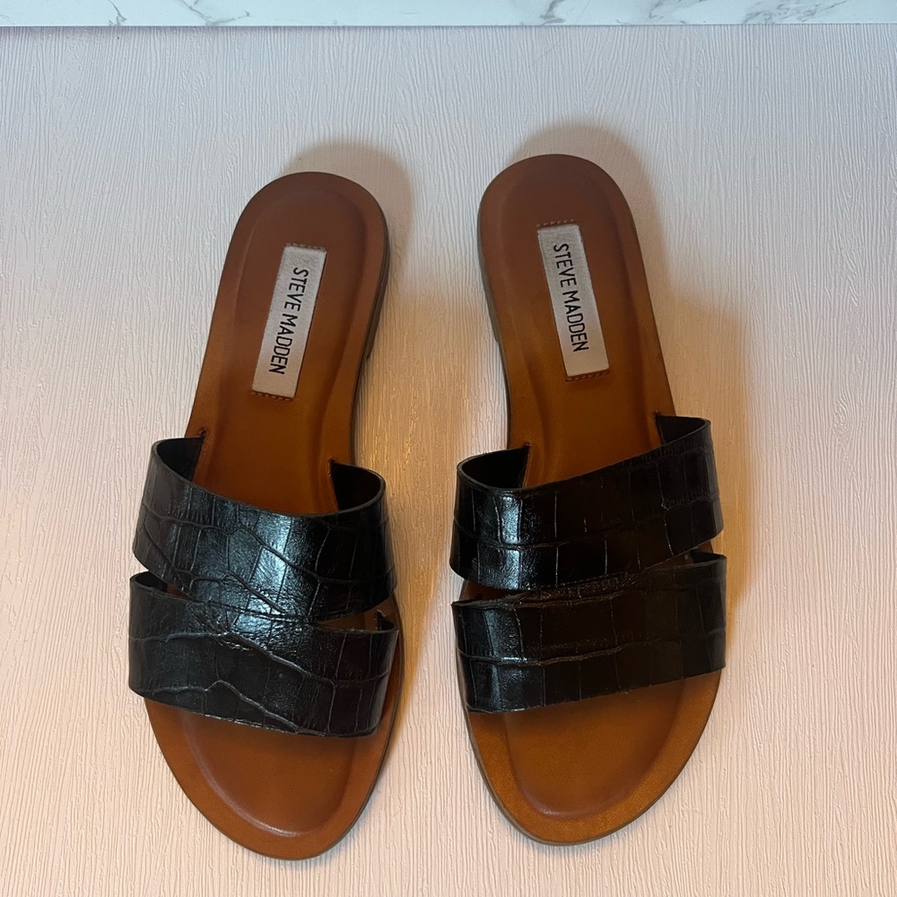 Steve Madden Black Sandals